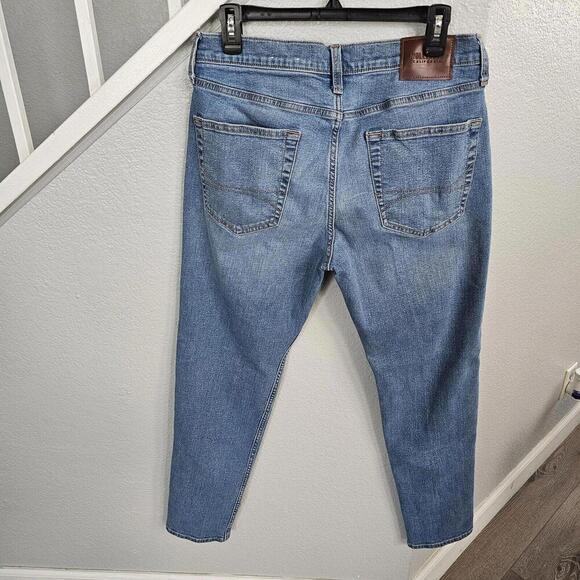 Hollister Athletic Skinny Jeans SZ 33 - Picture 4 of 12